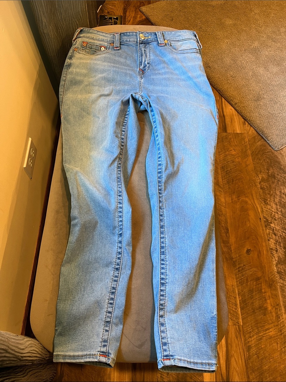 True Religion Women's Jennie Curvy Mid Rise Skinny Jeans in Light Blue